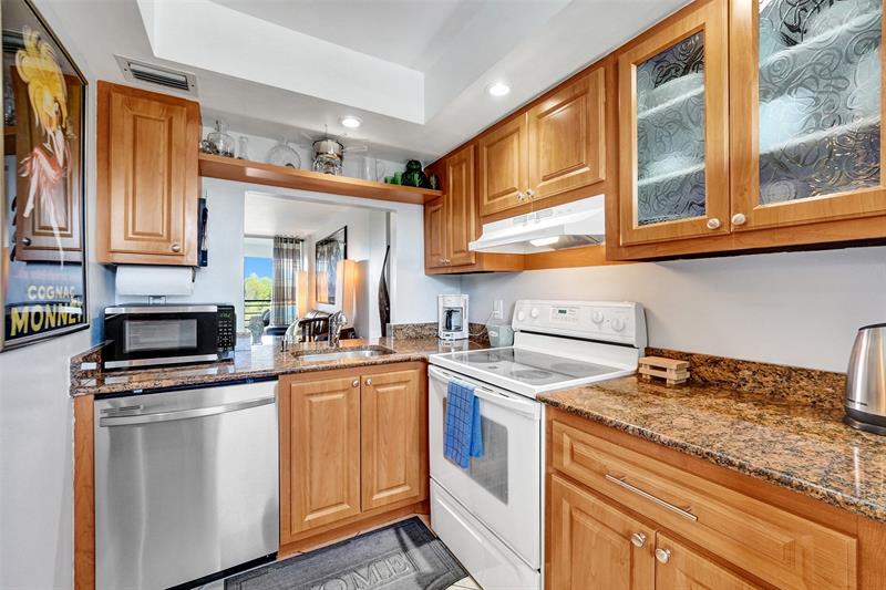 Details for 110 Royal Park Dr  4c, Oakland Park, FL 33309
