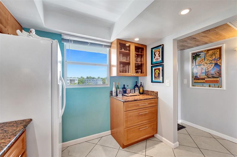 Image 12 of 54 For 110 Royal Park Dr  4c