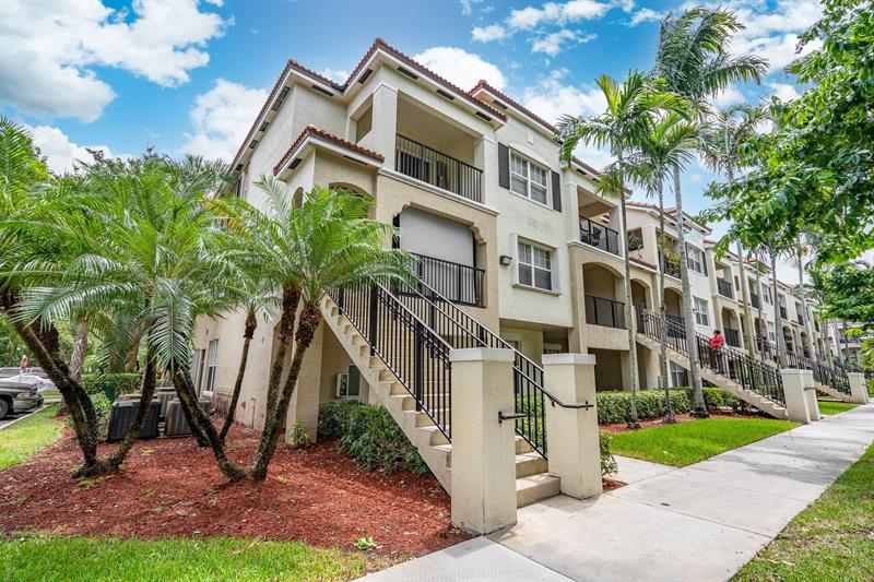 Details for 5840 Sample Road  301, Coral Springs, FL 33067