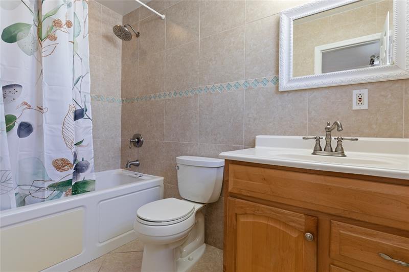 Image 22 of 40 For 9181 55th St