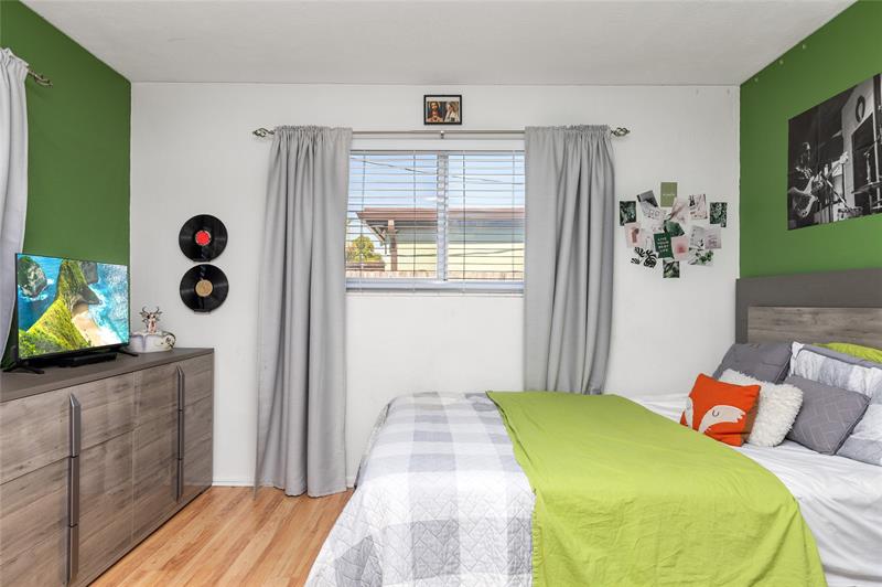 Image 25 of 40 For 9181 55th St