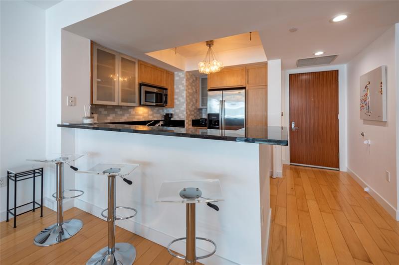Image 15 of 45 For 2821 Ocean Blvd  1102s