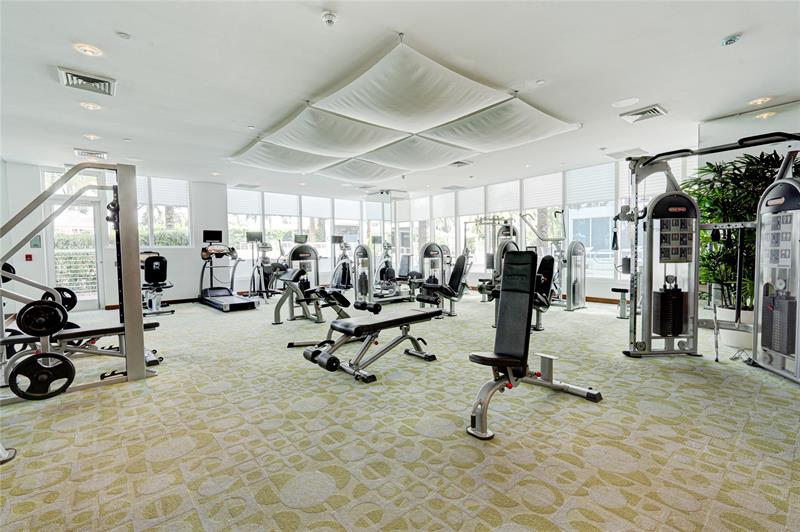Image 35 of 45 For 2821 Ocean Blvd  1102s