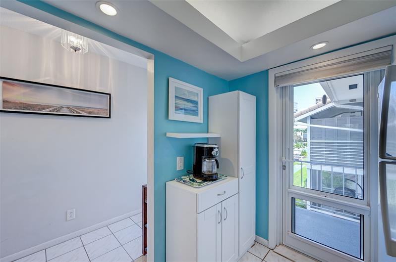 Image 7 of 42 For 1461 Ocean Blvd  314