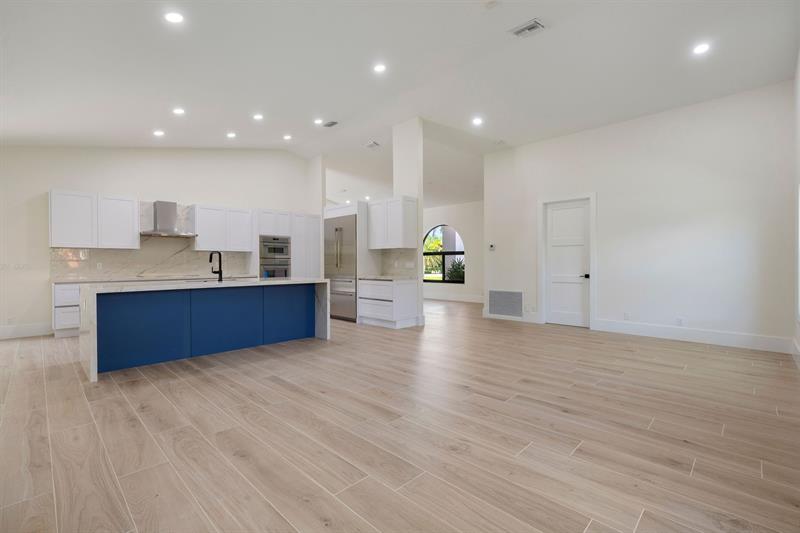 Image 19 of 58 For 12360 9 St  