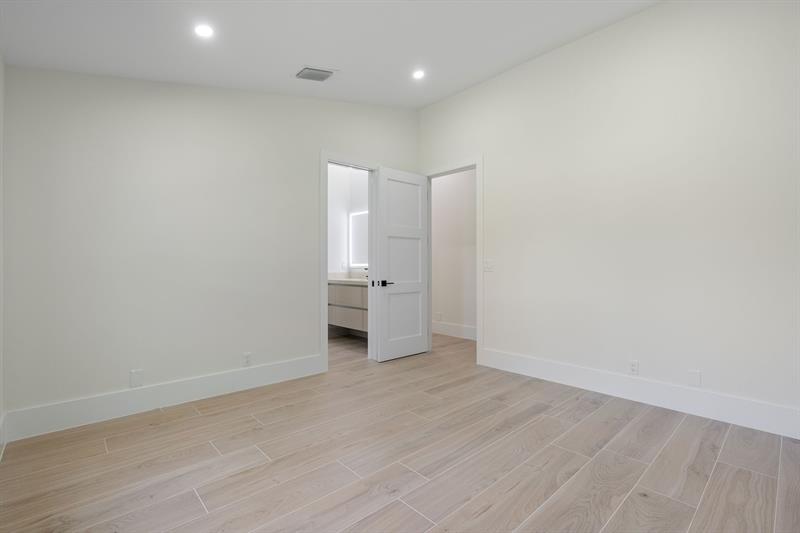 Image 31 of 58 For 12360 9 St  