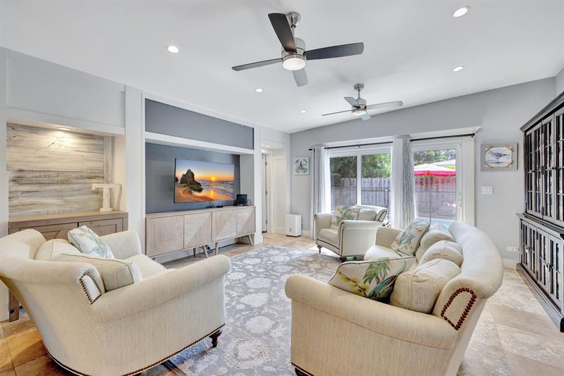 Image 15 of 41 For 1163 3rd Ave