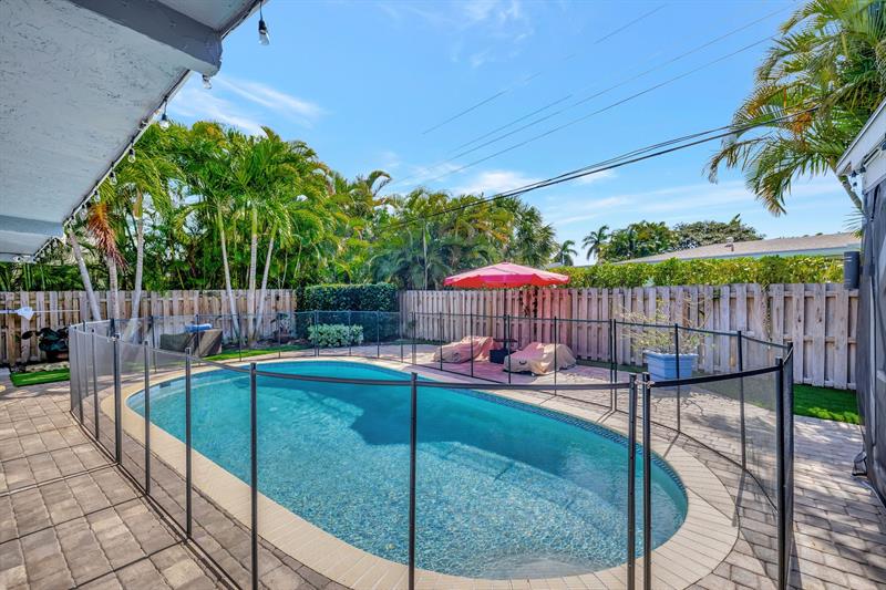 Image 4 of 41 For 1163 3rd Ave