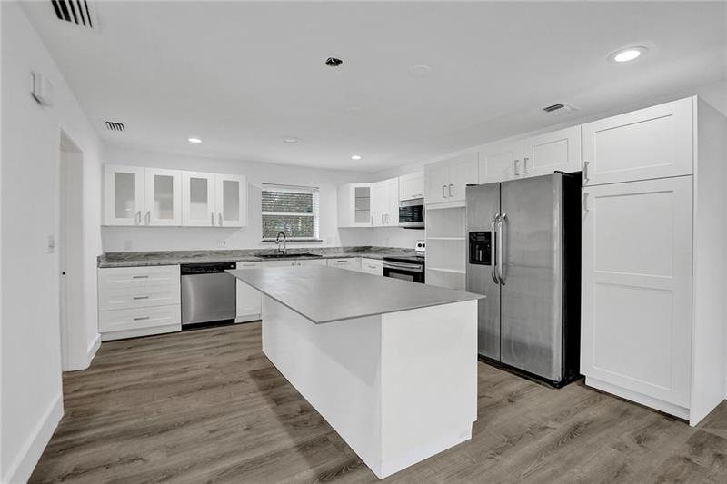 Image 11 of 33 For 5981 22nd Way
