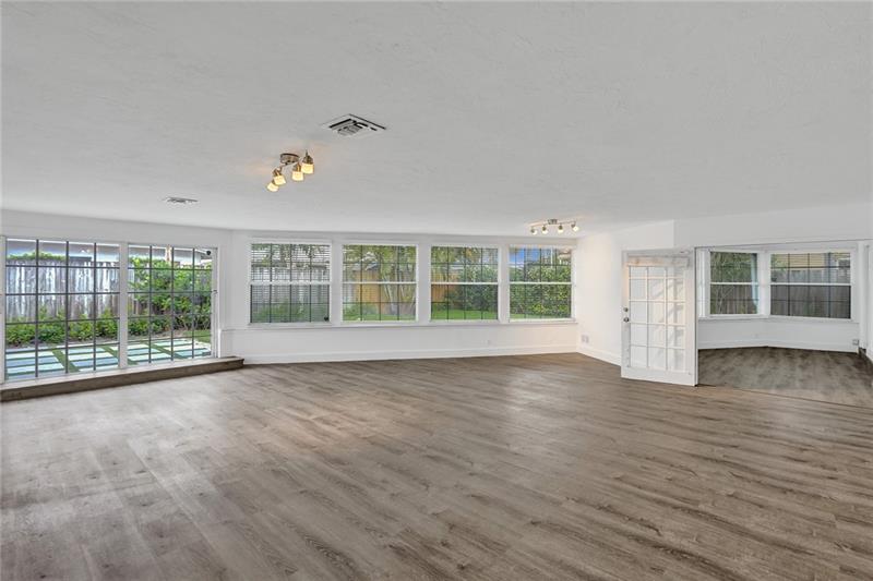 Image 6 of 33 For 5981 22nd Way