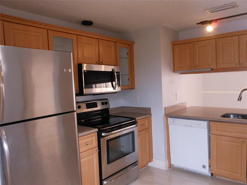 Image 7 of 30 For 210 97th Terrace  210