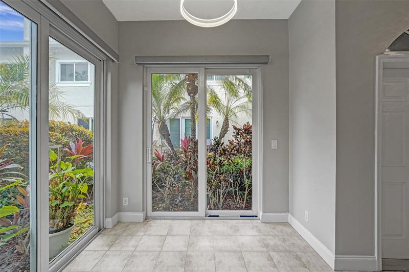 Image 7 of 36 For 1744 9th St  