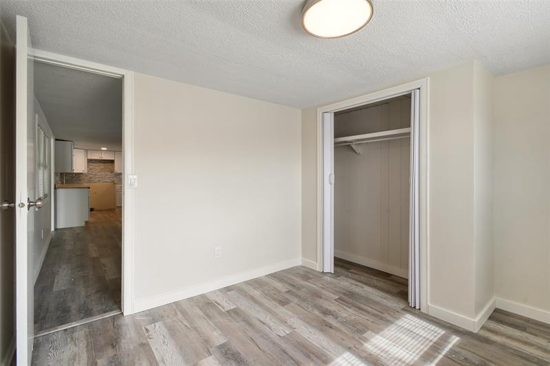 Image 15 of 24 For 7897 Swan Ave