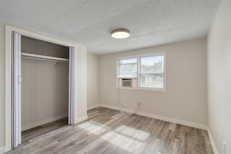 Image 16 of 24 For 7897 Swan Ave