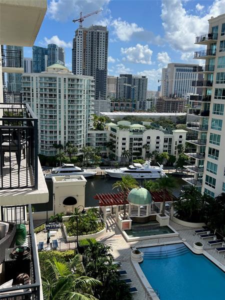 Image 4 of 76 For 610 Las Olas Bl  1420n