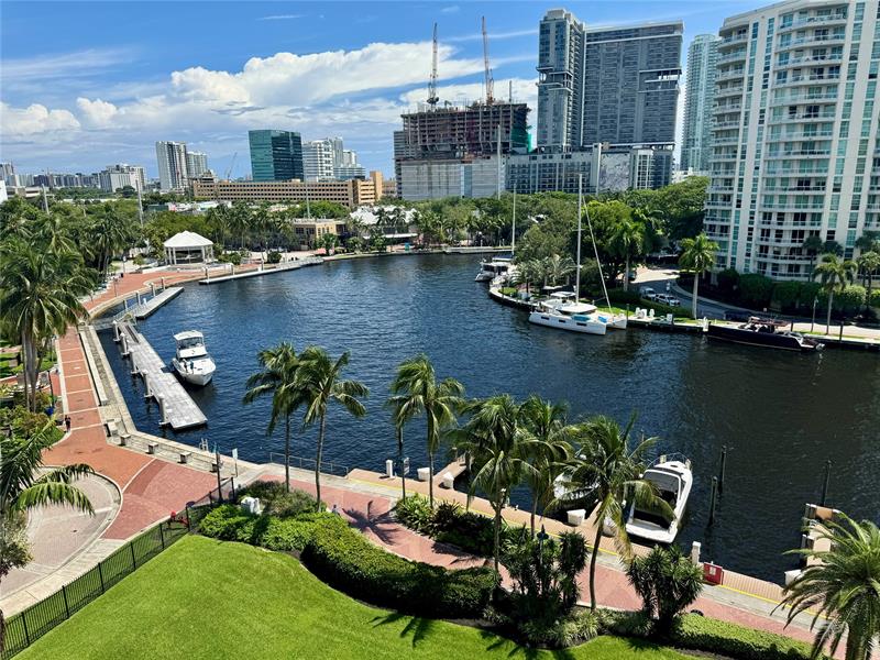 Image 47 of 76 For 610 Las Olas Bl  1420n