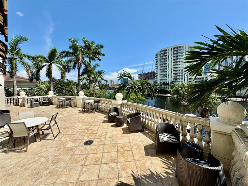 Image 53 of 76 For 610 Las Olas Bl  1420n