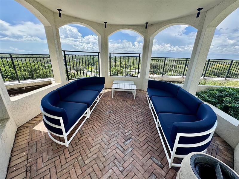 Image 65 of 76 For 610 Las Olas Bl  1420n