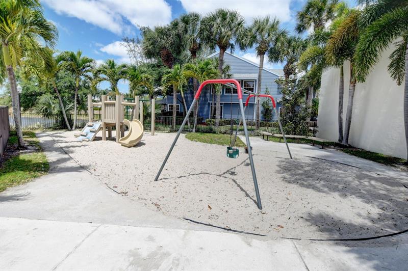 Image 68 of 75 For 5043 Pointe Emerald Ln