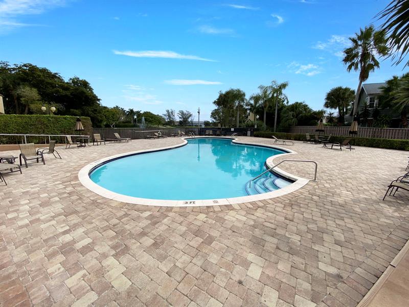 Image 71 of 75 For 5043 Pointe Emerald Ln