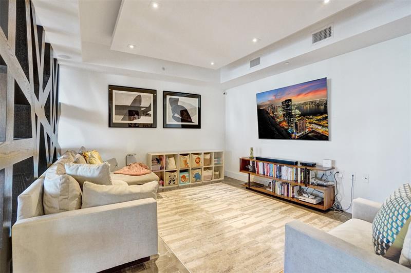 Image 30 of 71 For 3301 183rd St  1106