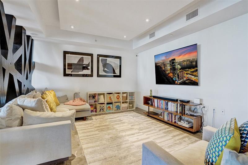 Image 31 of 71 For 3301 183rd St  1106
