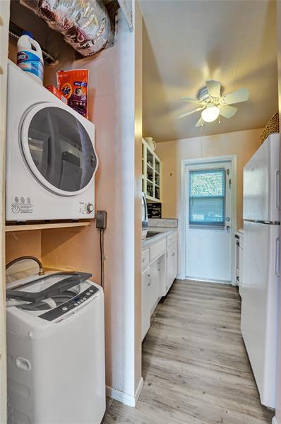 Image 12 of 28 For 1115 14th Pl  19c