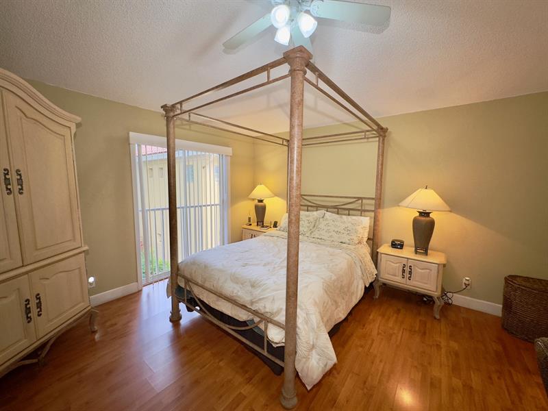 Image 12 of 19 For 11229 Lakeview Dr