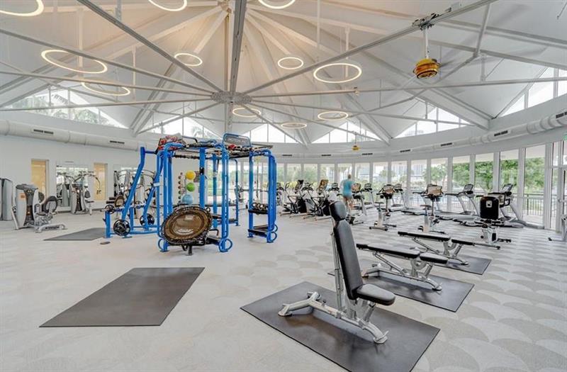 Image 11 of 17 For 500 Three Islands Blvd  607