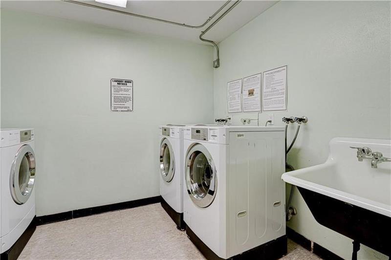 Image 12 of 17 For 500 Three Islands Blvd  607