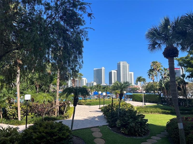 Image 16 of 17 For 500 Three Islands Blvd  607