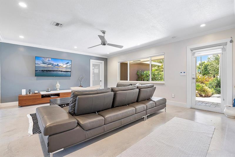 Image 8 of 59 For 3460 17th Way