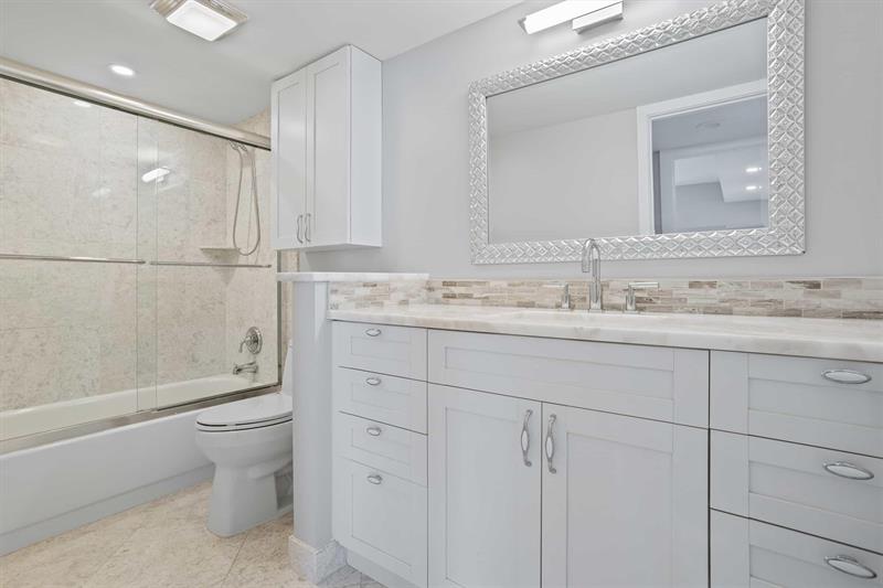 Image 27 of 44 For 1010 Ocean Blvd  1704