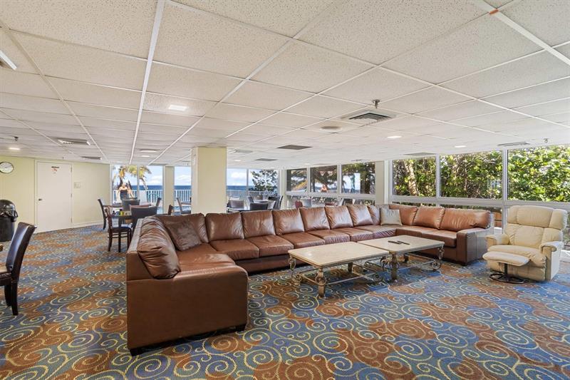 Image 33 of 44 For 1010 Ocean Blvd  1704