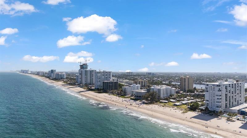 Image 38 of 44 For 1010 Ocean Blvd  1704