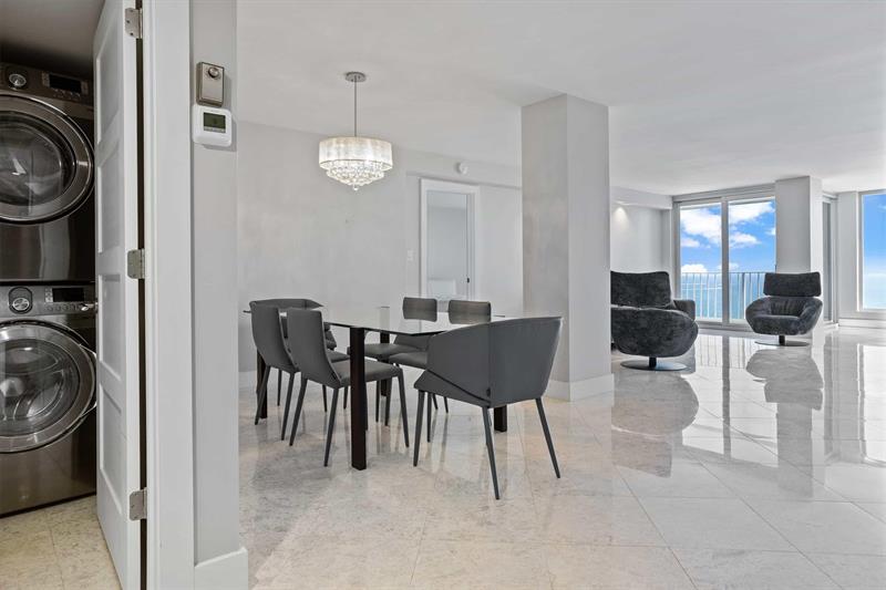 Image 9 of 44 For 1010 Ocean Blvd  1704