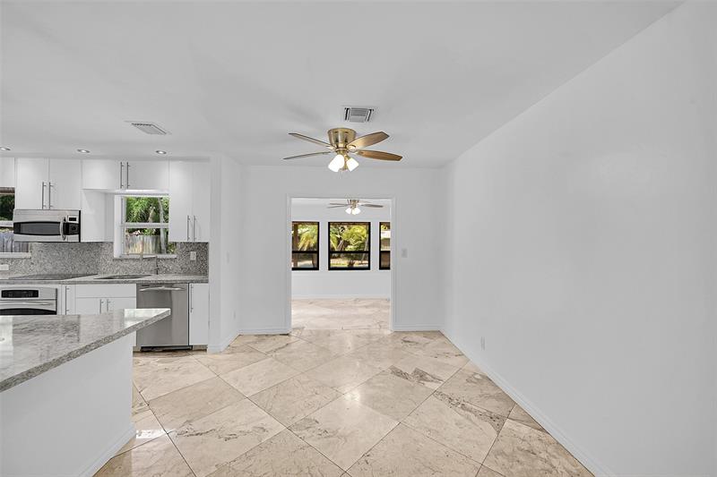 Image 6 of 41 For 1434 16th Ave