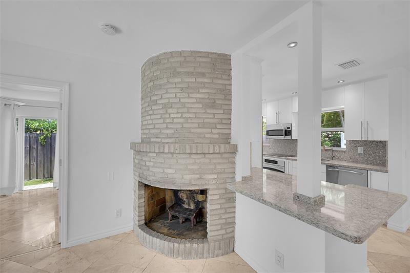 Image 7 of 41 For 1434 16th Ave