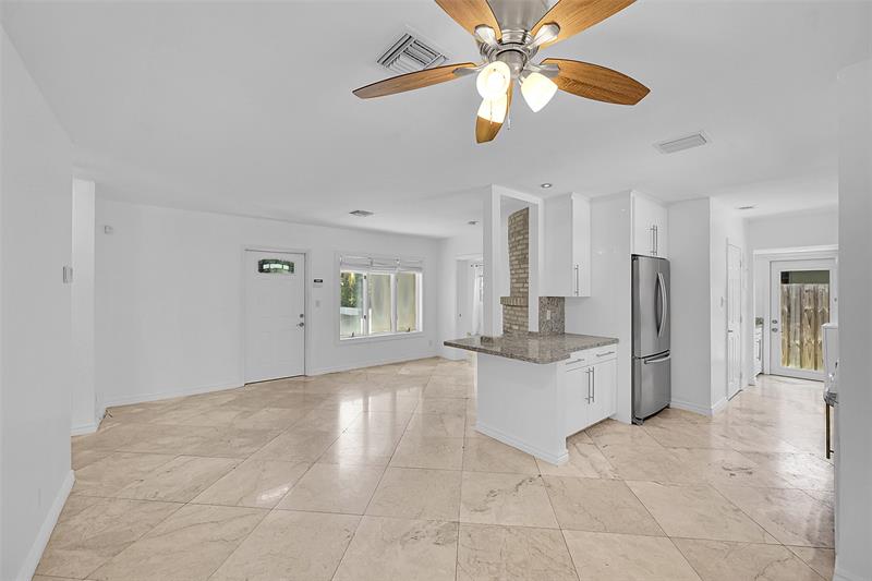 Image 8 of 41 For 1434 16th Ave