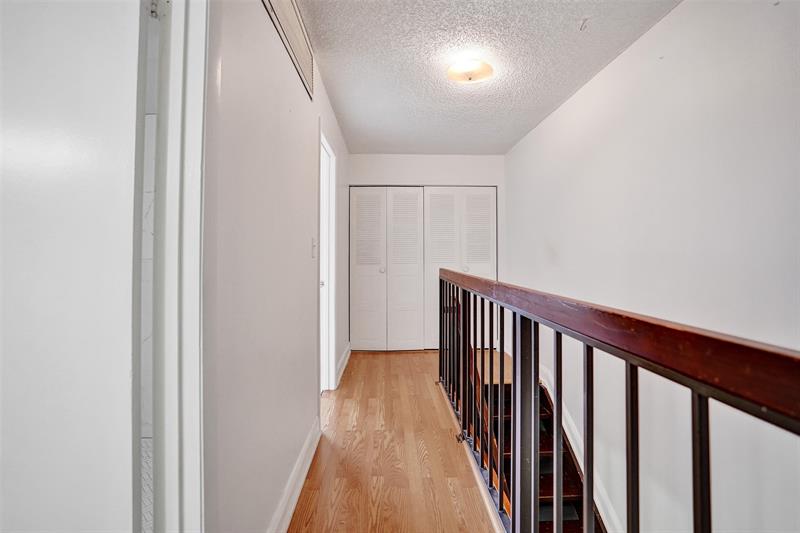 Image 20 of 45 For 929 45th St  929