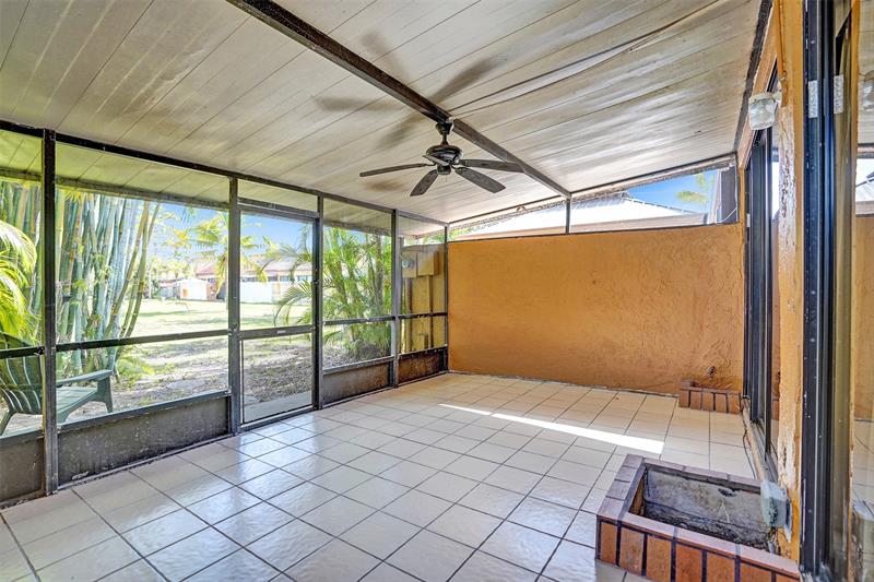 Image 39 of 45 For 929 45th St  929