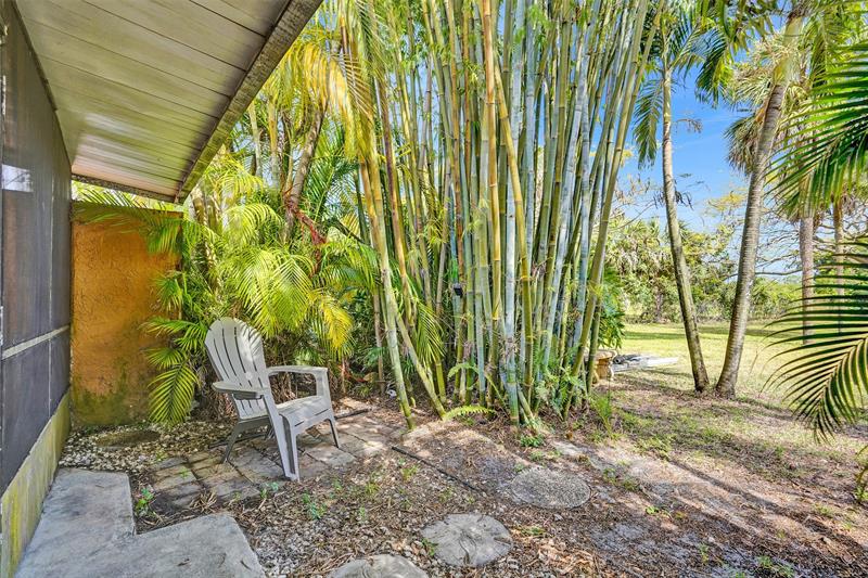 Image 43 of 45 For 929 45th St  929