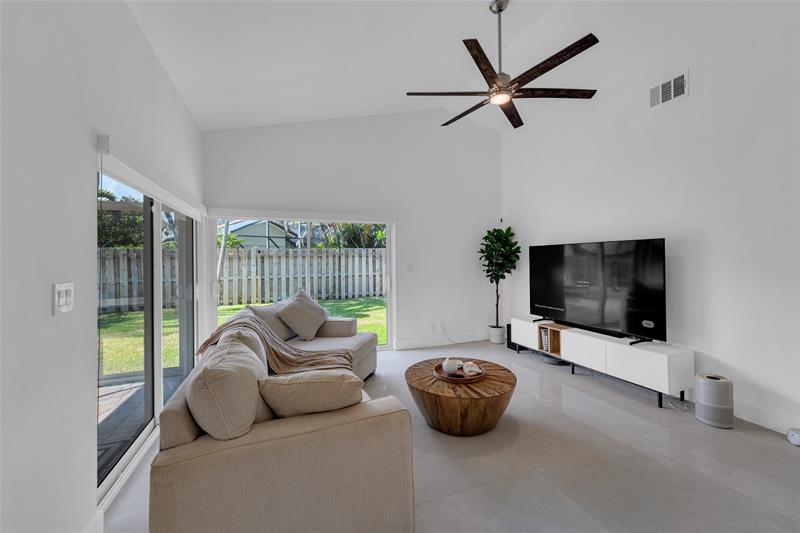 Image 12 of 54 For 9585 Carousel Cir S
