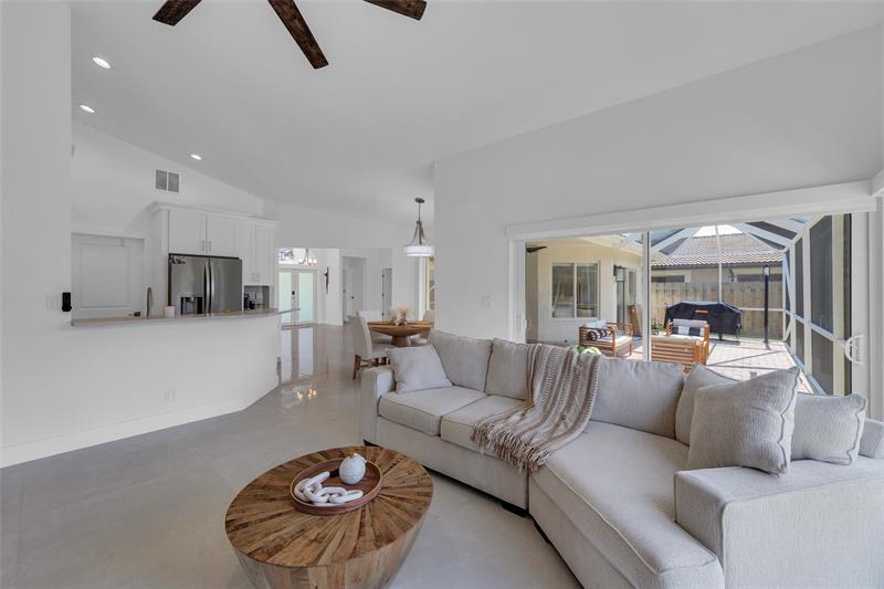Image 15 of 54 For 9585 Carousel Cir S