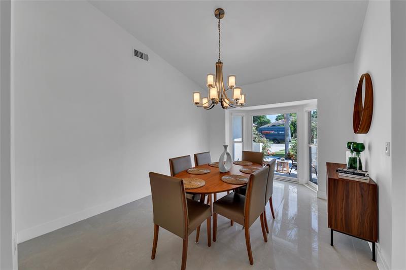 Image 18 of 54 For 9585 Carousel Cir S