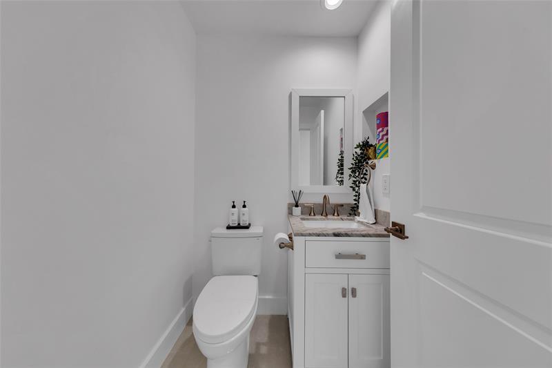 Image 28 of 54 For 9585 Carousel Cir S