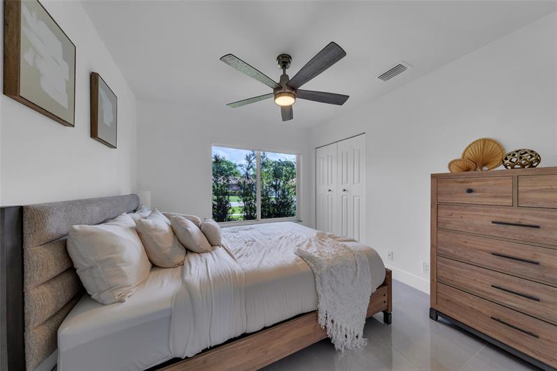 Image 29 of 54 For 9585 Carousel Cir S