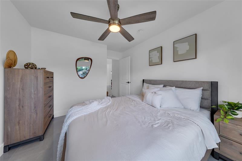 Image 30 of 54 For 9585 Carousel Cir S