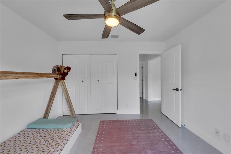 Image 33 of 54 For 9585 Carousel Cir S