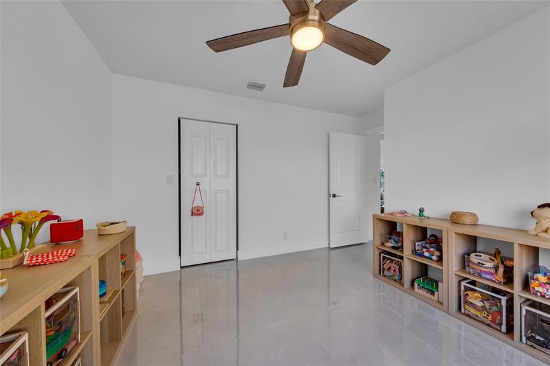 Image 37 of 54 For 9585 Carousel Cir S